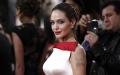When was Angelina Jolie's zodiac sign born?